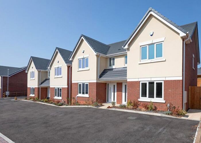 3 Bedroom House To Rent In Nicholson Court, Kidderminster, DY10