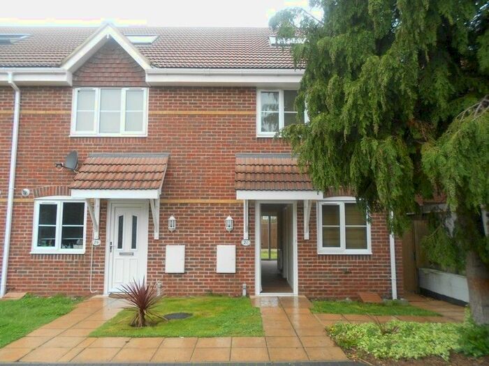 3 Bedroom Property To Rent In Crabwood Road, Maybush, Southampton, SO16