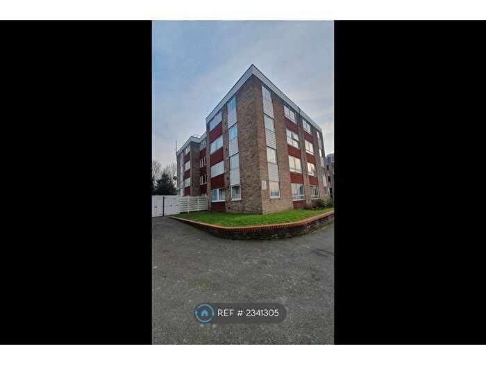 2 Bedroom Flat To Rent In Epsom Road, South Croydon, CR0