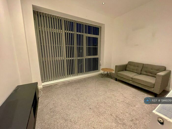 Studio To Rent In Memorial Road, Worsley, Manchester, M28