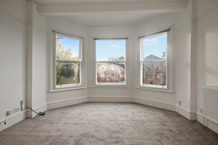 1 Bedroom Flat To Rent In Fordwych Road, London (), NW2