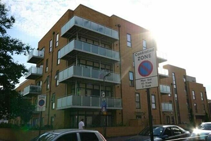 1 Bedroom Block Of Flats To Rent In Corbins Lane, South Harrow, Harrow, HA2
