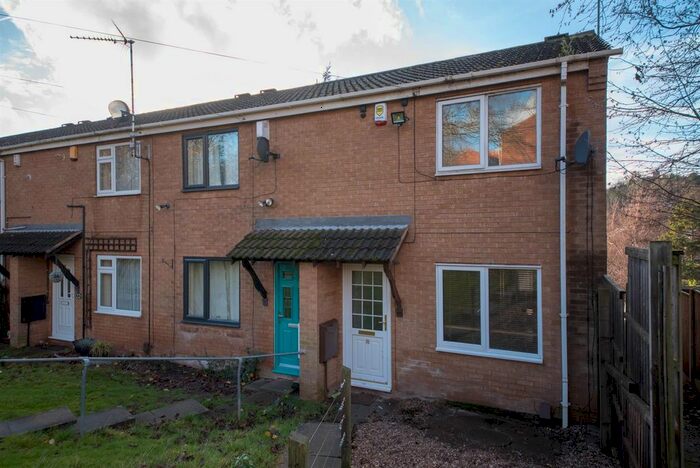 2 Bedroom End Of Terrace House To Rent In Landmere Gardens, Nottingham, NG3
