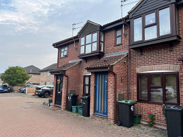 2 Bedroom Flat For Sale In Enville Way, Colchester, CO4