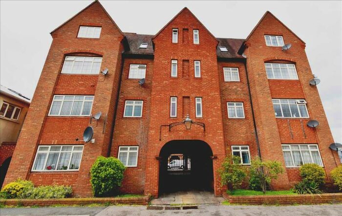 1 Bedroom Apartment To Rent In Flat B, The Cloisters, Dartford, DA1