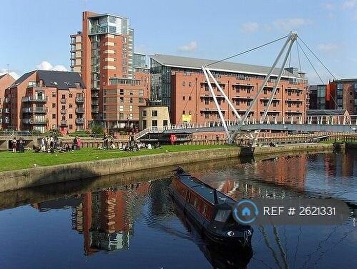 2 Bedroom Flat To Rent In Trinity One, Leeds, LS9