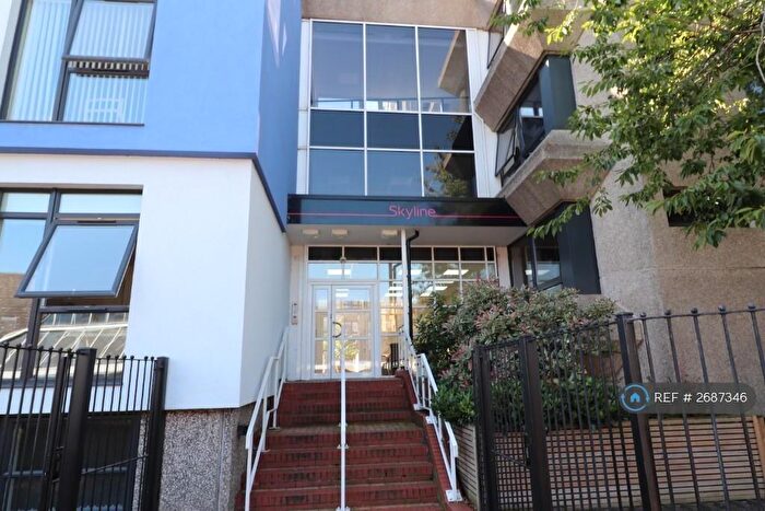 1 Bedroom Flat To Rent In Skyline House, Stevenage, SG1