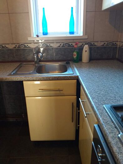 2 Bedroom Flat To Rent In Millmead Road, Margate, CT9