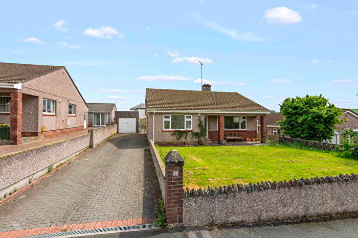 2 Bedroom Detached Bungalow For Sale In Elm Tree Park, Yealmpton, Plymouth, PL8