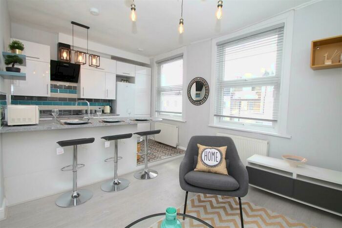 1 Bedroom Flat To Rent In Holloway Road, Archway, N19