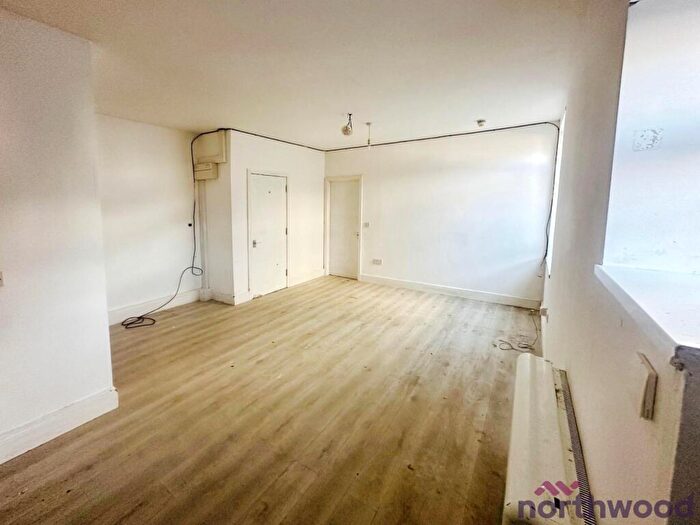 2 Bedroom Flat To Rent In Carnarvon Road, Clacton-On-Sea, CO15