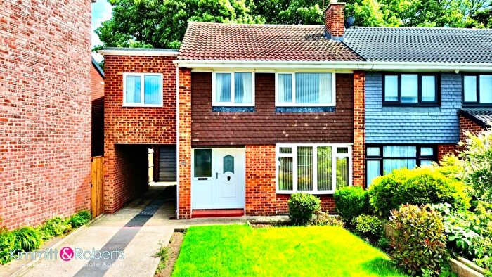 4 Bedroom Semi-Detached House For Sale In Willow Road, Houghton Le Spring, Tyne And Wear, DH4
