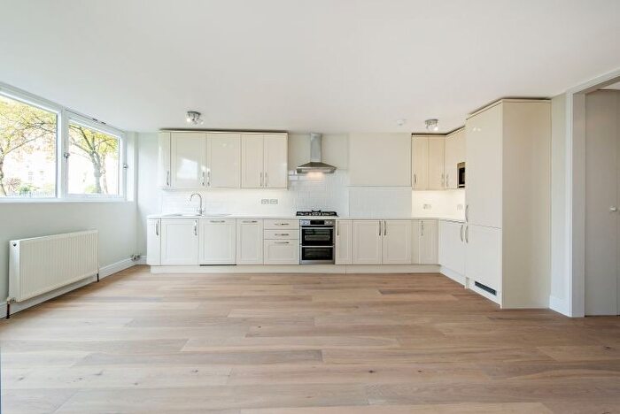 4 Bedroom Maisonette To Rent In Camelford Walk, London, W11