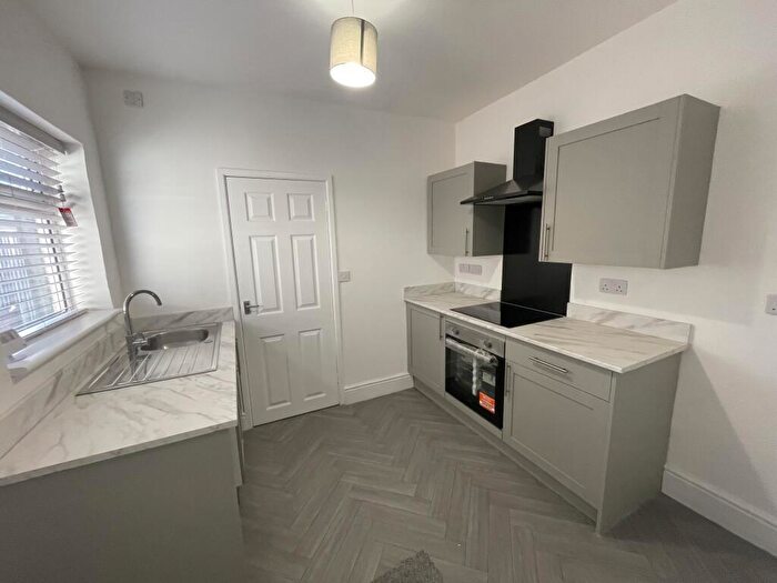 2 Bedroom Flat To Rent In Victoria Street, Mansfield., NG18