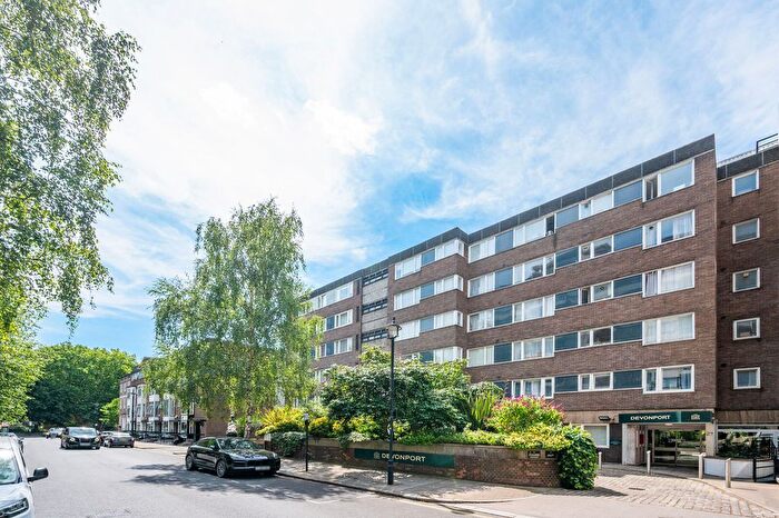 2 Bedroom Flat For Sale In Southwick Street, Hyde Park Estate, London, W2