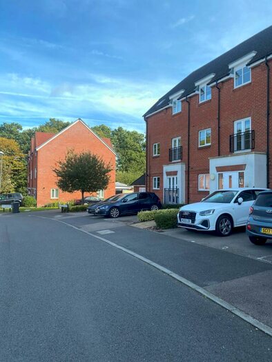1 Bedroom Apartment To Rent In Old Saw Mill Place, Amersham, HP6