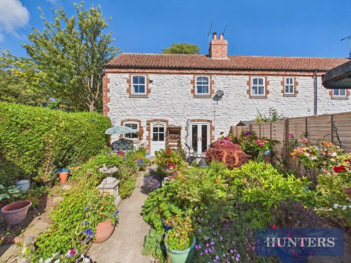 2 Bedroom End Of Terrace House For Sale In Church Street, Flamborough, Bridlington, YO15