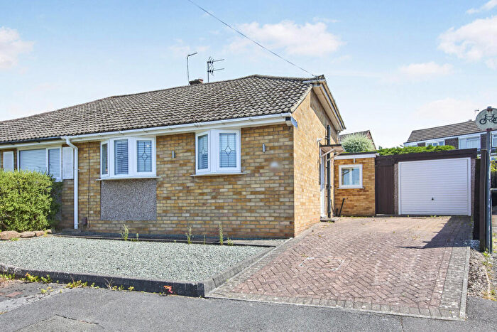2 Bedroom Bungalow To Rent In Rannoch Close, Allestree, Derby, DE22