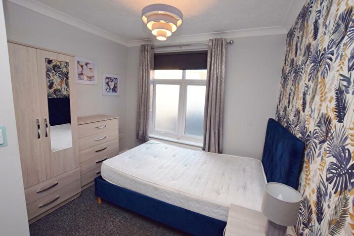 4 Bedroom Terraced House To Rent In Denmark Road, Northampton, NN1