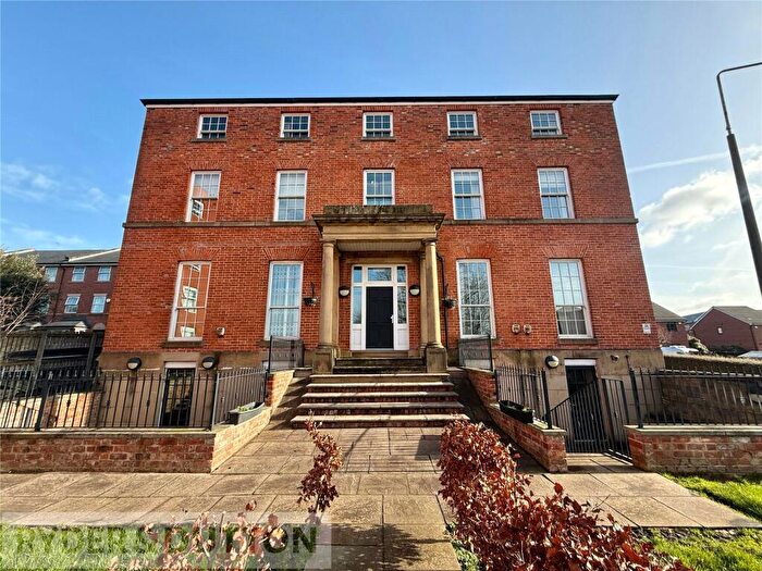 1 Bedroom Apartment To Rent In Great Clowes Street, Salford, Greater Manchester, M7