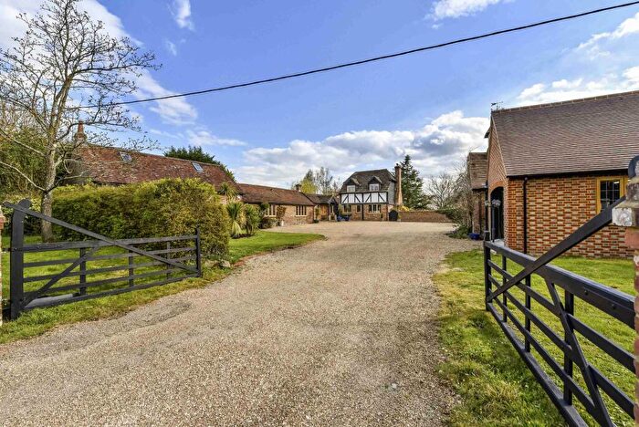 4 Bedroom Detached House For Sale In West Chiltington Lane, Billingshurst, RH14