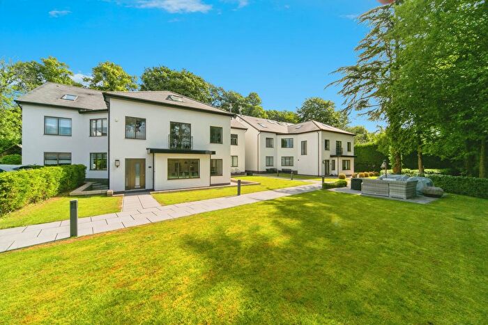 3 Bedroom Town House To Rent In Allerton Road, Liverpool, L18