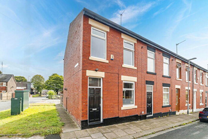 3 Bedroom End Of Terrace House For Sale In Rosehill Street, Heywood, OL10