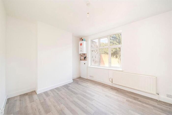 3 Bedroom Terraced House For Sale In Woodbrook Road, Abbey Wood, SE2