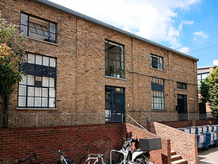 Studio To Rent In Bird In Hand Mews, Forest Hill, London, SE23