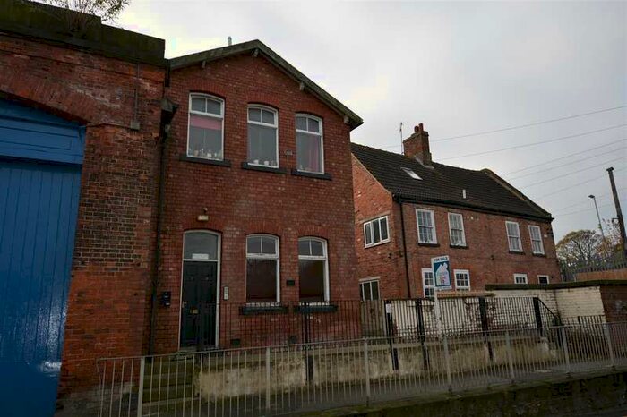 1 Bedroom Flat To Rent In Station House, Ousegate, Selby, YO8