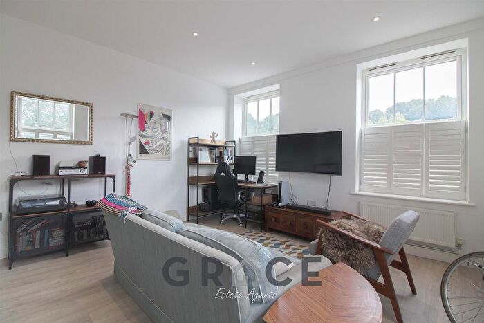 1 Bedroom Flat For Sale In Burrell Road, Ipswich, IP2