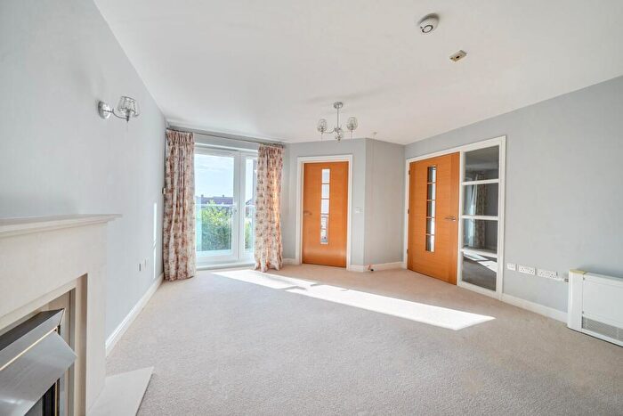 2 Bedroom Retirement Property For Sale In Main Street, Tiddington, Stratford-upon-Avon, CV37
