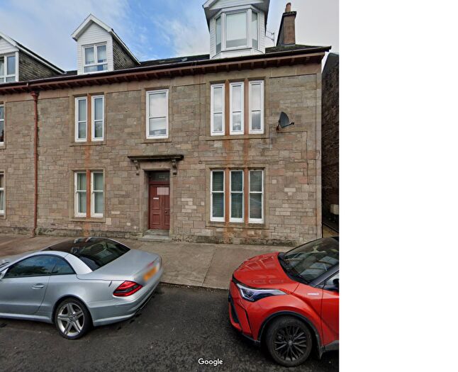 2 Bedroom House To Rent In West Princes Street, Helensburgh, Dunbartonshire, G84