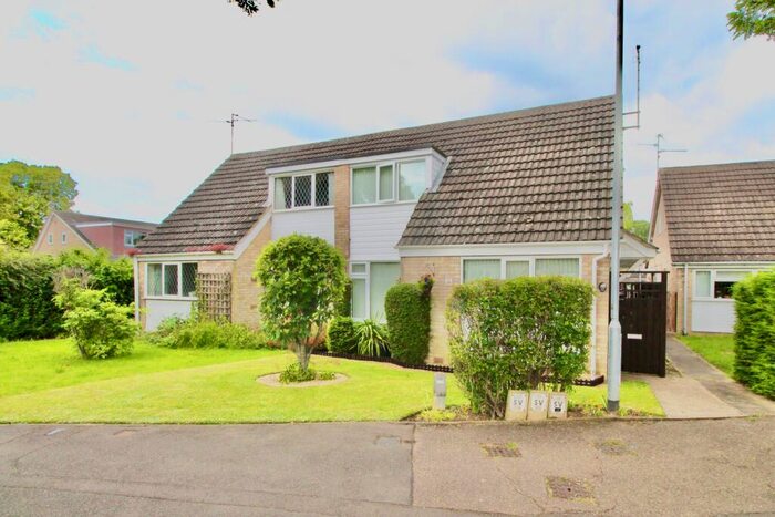 3 Bedroom Semi-Detached House For Sale In Dunsberry, Bretton, Peterborough, PE3