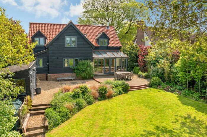 4 Bedroom Detached House For Sale In Station Road, Tilbrook, Huntingdon, Cambridgeshire, PE28