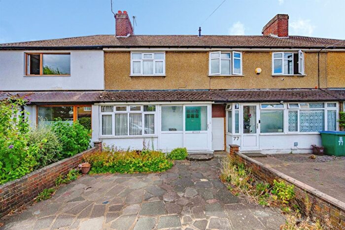 2 Bedroom Terraced House For Sale In Briar Road, Watford, WD25