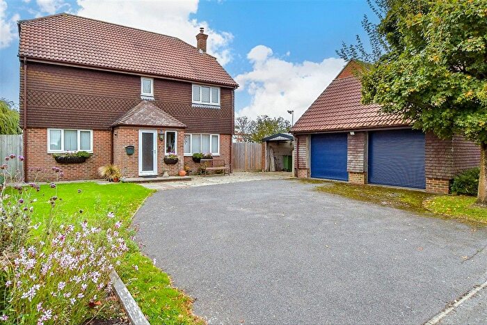 5 Bedroom Detached House For Sale In Painesfield Close, Burmarsh, Romney Marsh, Kent, TN29