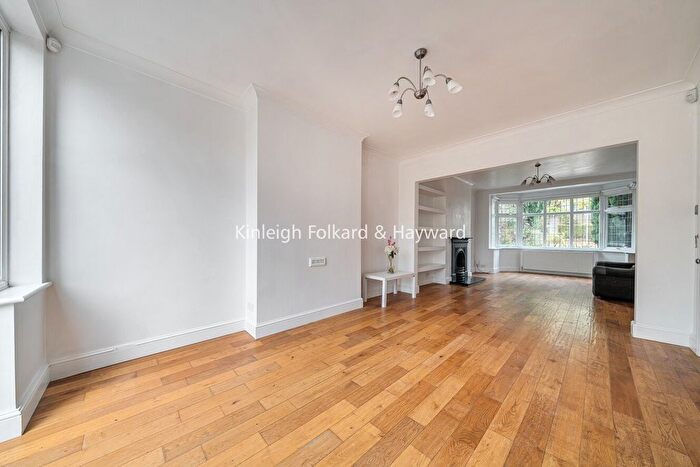 5 Bedroom Detached House To Rent In The Chase, Bromley, Kent, BR1