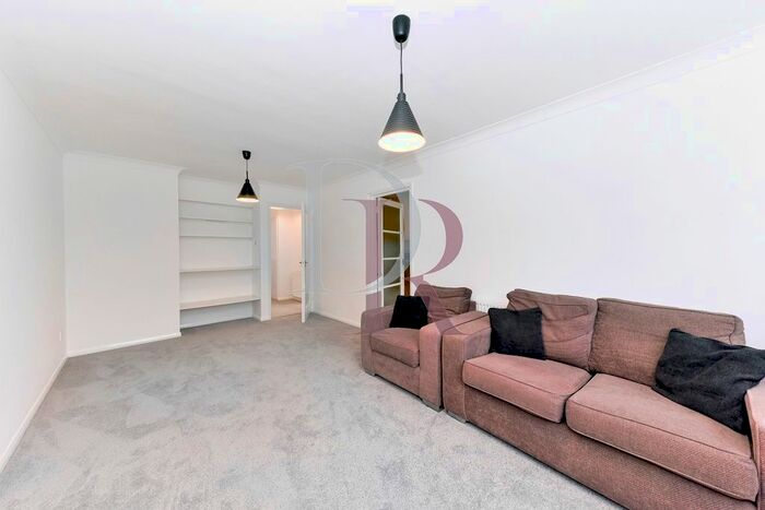 1 Bedroom Flat To Rent In Torrington Park, London, N12