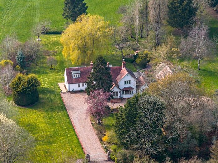 4 Bedroom Detached House For Sale In Rams Hill Lane, Ullenhall, B95