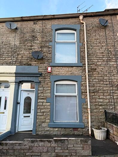 4 Bedroom Terraced House To Rent In Snape Street, Darwen, BB3