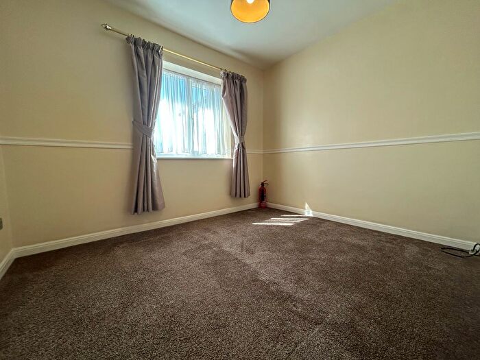 3 Bedroom Maisonette To Rent In Ophir Road, Portsmouth, PO2