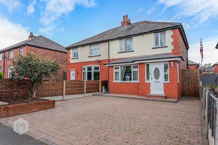 3 Bedroom Semi-Detached House For Sale In Pilkington Road, Kearsley, Bolton, Greater Manchester, BL4