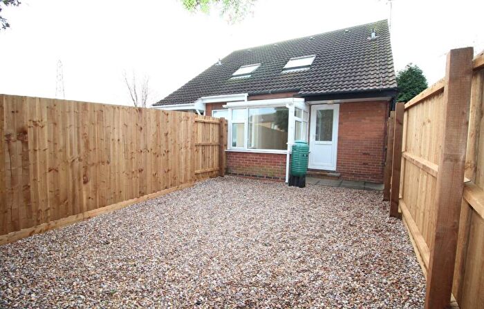 1 Bedroom Town House To Rent In Quantock Rise, Shepshed, LE12