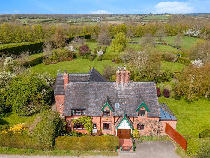 6 Bedroom Detached House For Sale In Kings Lane Snitterfield Stratford-upon-Avon, Worcestershire, CV37