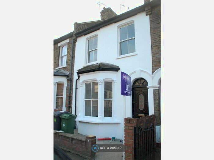 3 Bedroom Terraced House To Rent In Netley Road, London, E17