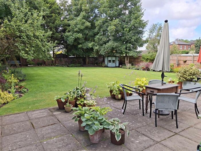 2 Bedroom Flat To Rent In Flat, Belgrave House, Park Road, Southport, PR9