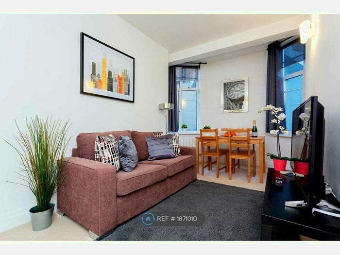 1 Bedroom Flat To Rent In Stunning One Bed, London, W1H