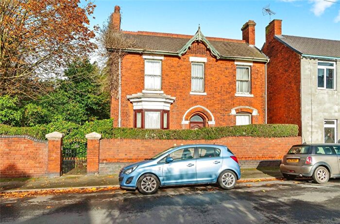 4 Bedroom Detached House For Sale In Harrison Street, Walsall, West Midlands, WS3