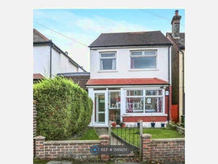 3 Bedroom Detached House To Rent In Pelton Avenue, Sutton, SM2